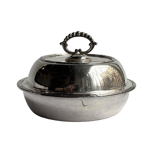 Сервировочное блюдо с крышкой