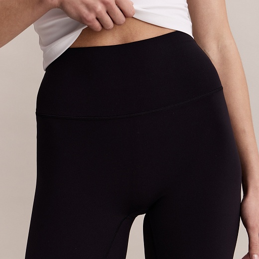 Лосины The Daily Cropped Leggings in Black