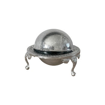 Икорница металлическая, Англия