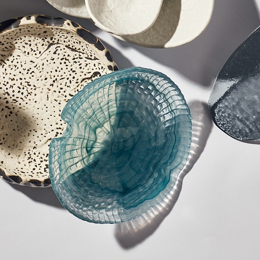 Тарелка, голубое стекло