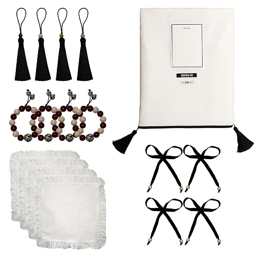 Набор для сервировки на четыре персоны