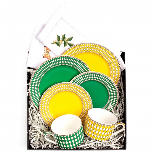 The Dar x Valeria Sergeeva Tea Box