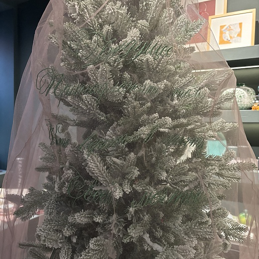 Вуаль для ёлки с вышивкой 